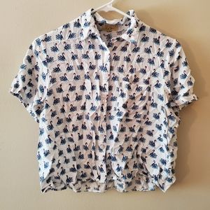 Cropped swan print button down